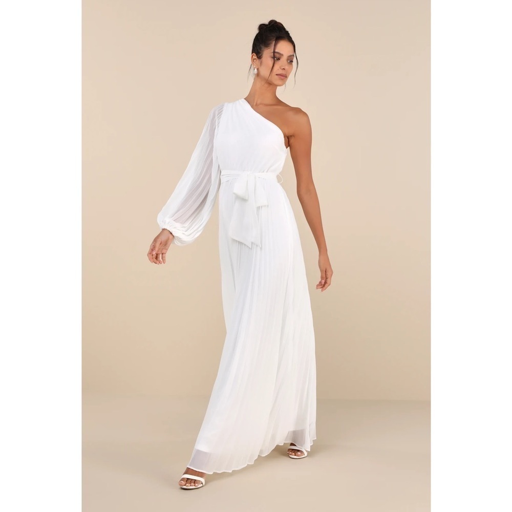 NWT Lulu’s Divine Charm White Pleated One-Shoulder Maxi Dress Extra Small Chic - Picture 4 of 10